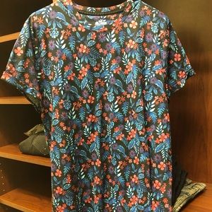 Hollister Curved Hem Shirt